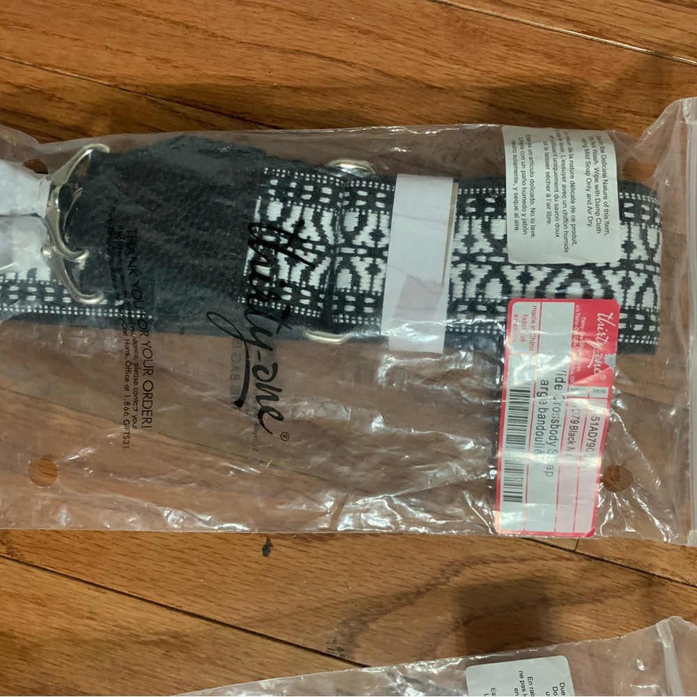 Wide Crossbody Strap - Picture 2 of 2